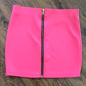 Mini hot pink skirt